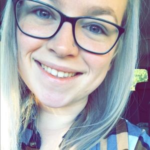 Meet your Posher, Brenna